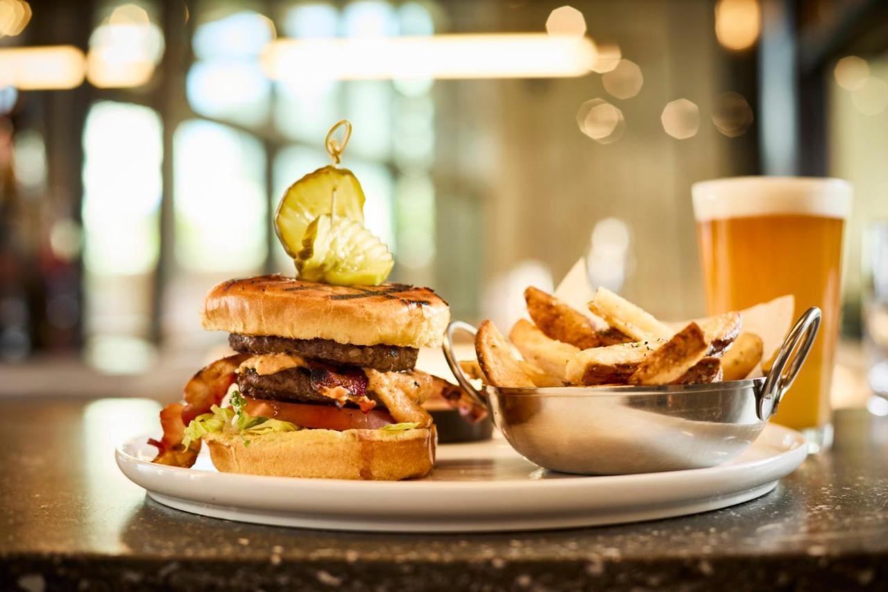Archer Hotel Tysons Tysons Corner Exterior photo